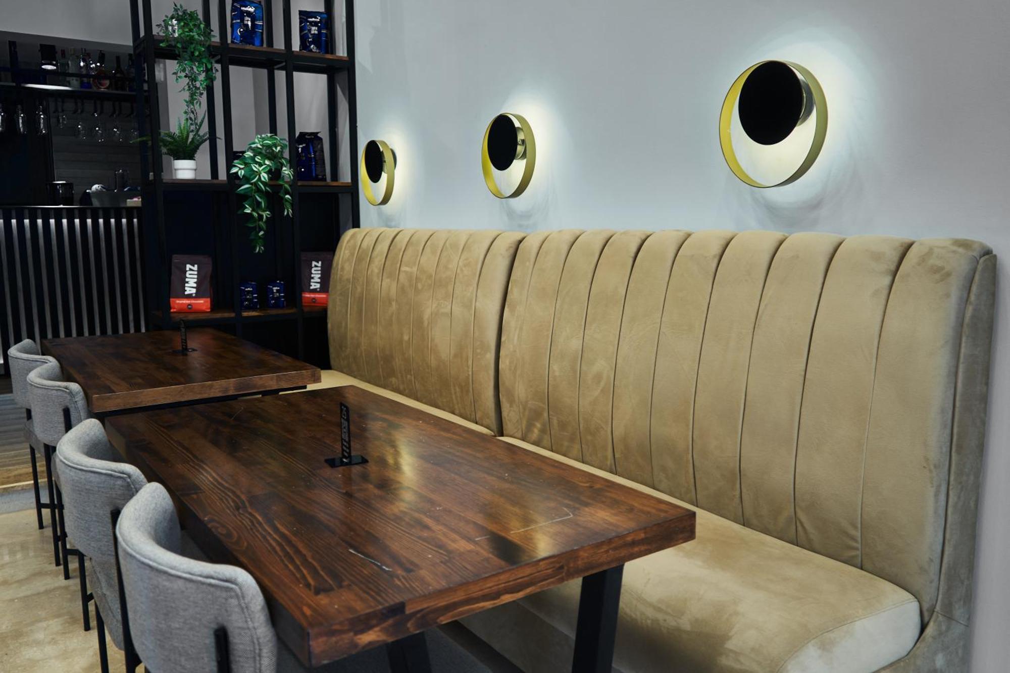 פמגוסטה Crown Salamis Hotel מראה חיצוני תמונה
